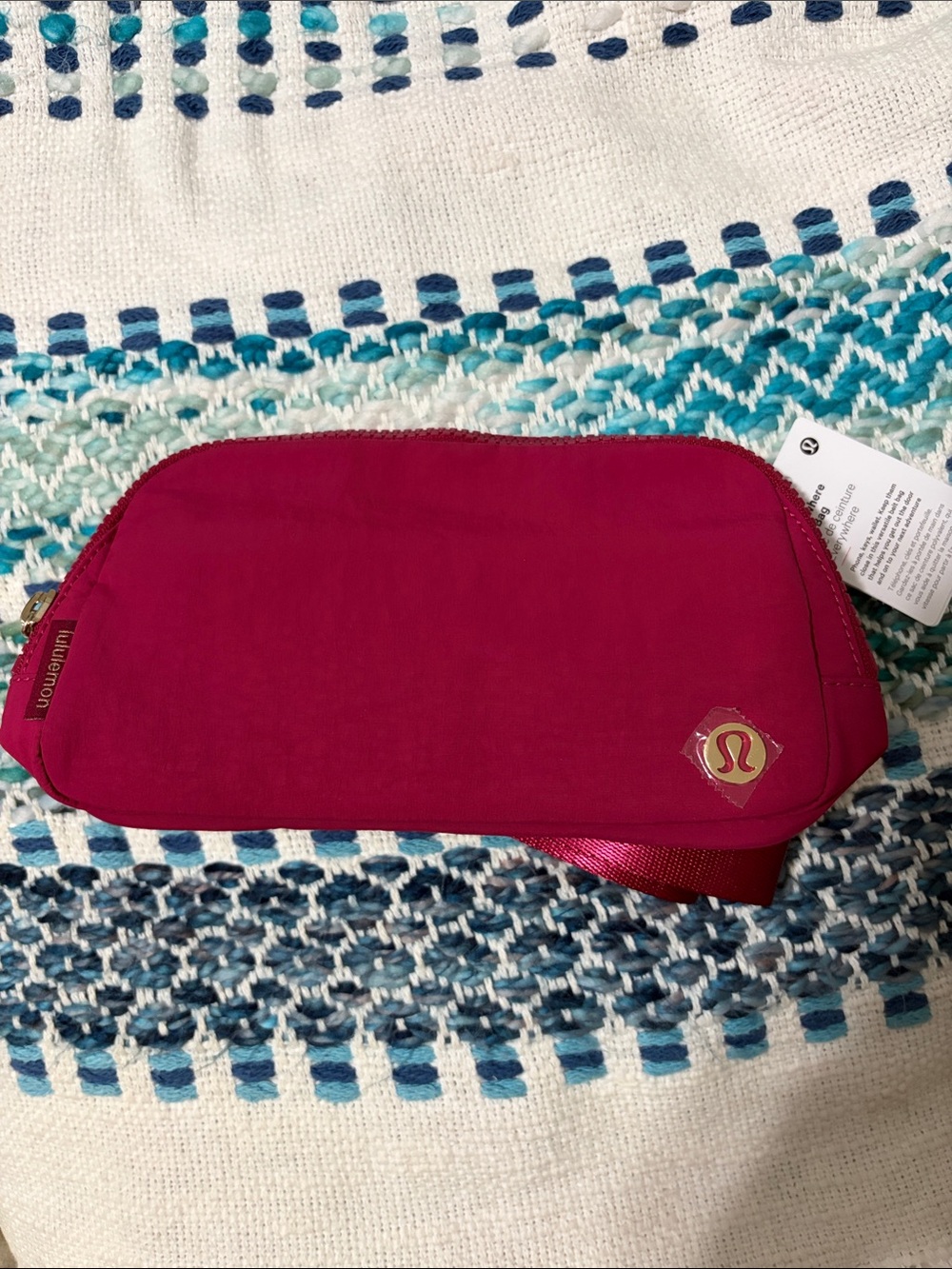 Lululemon Everywhere Belt Bag